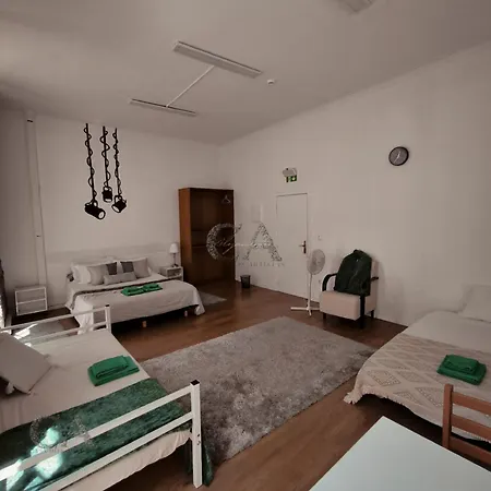 Casa Dos Artistas Homestay *