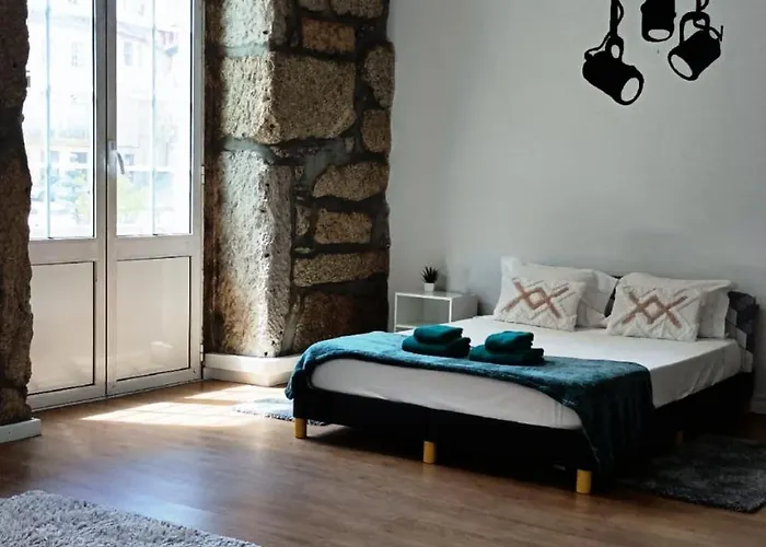 Проживание в семье Casa Dos Artistas